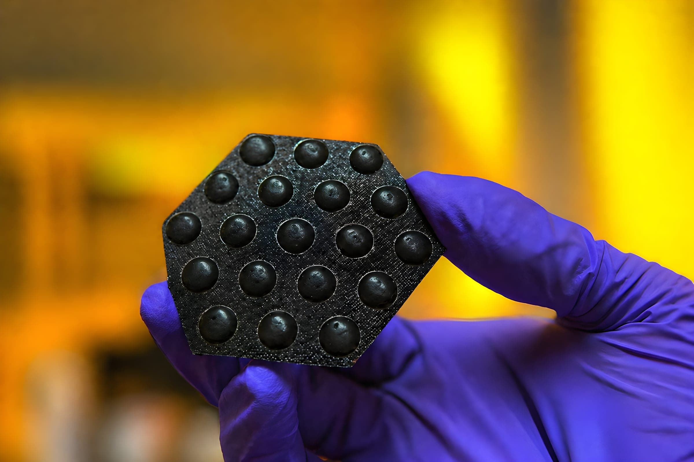 Polytecks textile-integrated electrode array
